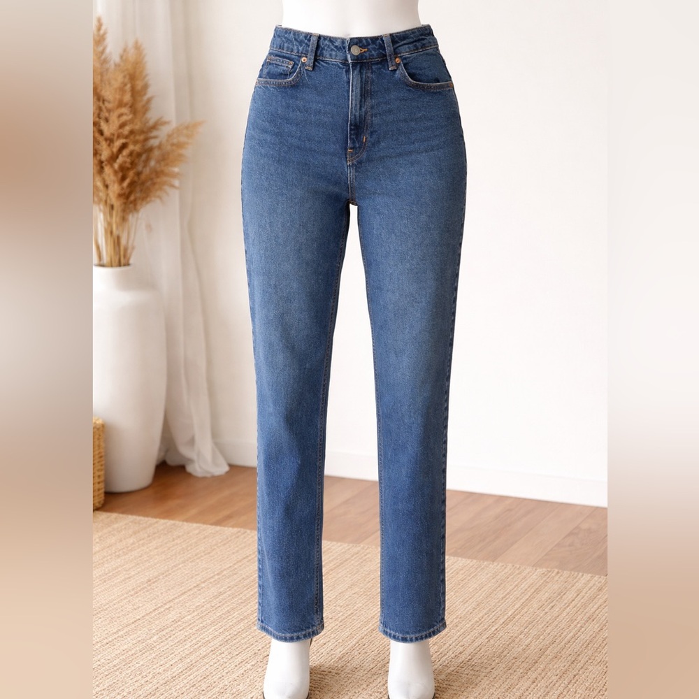 H&M Women's High Waist Straight Leg Blue Jeans Size 6